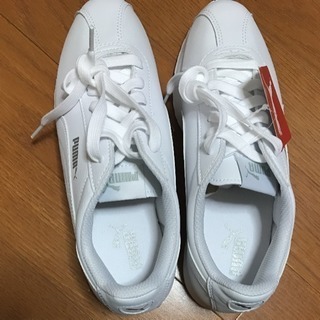 puma 靴(スニーカー)新品
