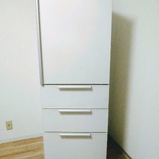 【配達設置無料】💞sanyo💞お洒落な４枚ドア冷蔵庫🎶自動製氷付き‼👀‼