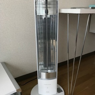 【無料】YUASAタワー型電気ヒーター デザイナーズストーブ