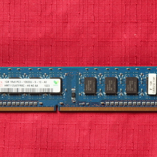 　1GB PC3-10600U-9-10-AO