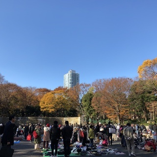 フリーマーケット《新宿中央公園》