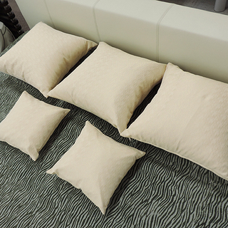 モデルルーム展示品 クイーンベッド フレーム(日本ベッド プレジテントシリーズ)/マットレス(アンネルベッド)/サイドテーブル2つ セット