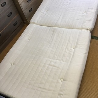 ソファー、リクライニング可能なベッド