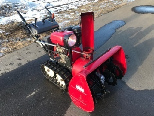 ホンダの除雪機hs870 8馬力 バッテリー新品交換済み 実働！