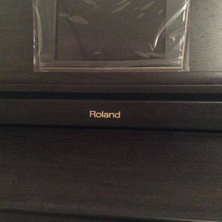 新品同様の電子ピアノ　Roland. HPi-50e  値下げしました！