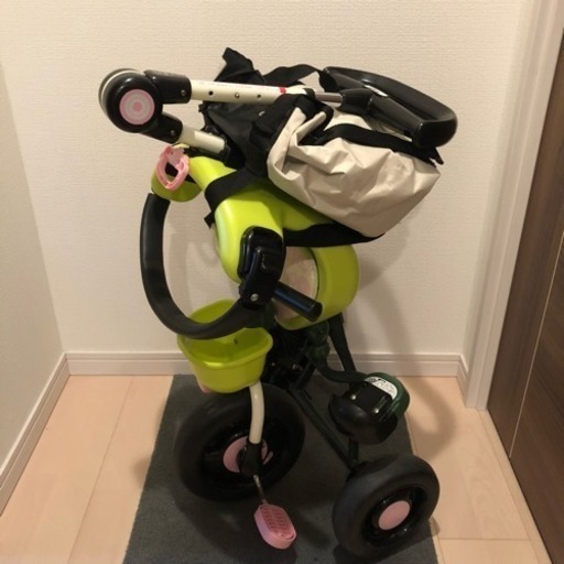 取引内定済 折りたたみ式 三輪車 アイデス社製 コンポ と ヘルメット ブリジストン製 アンジェリーノ