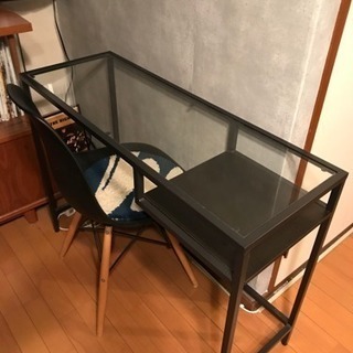 イケア IKEA ガラステーブル ラップトップテーブル 勉強机