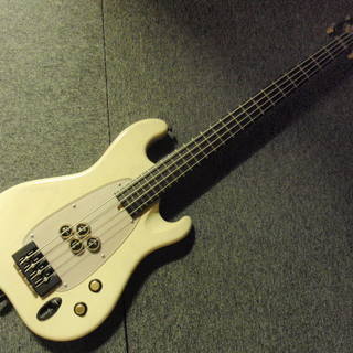 貴重！ATRLANSIA　Bass