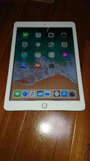 【値下げ！美品:送料無料】au 9.7 ipad 2017 第5世代 [セルラー128G] シルバー iPad cellular