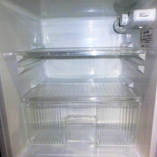 オンラインショップ ☆ユーイング 2ドアノンフロン冷凍冷蔵庫◆部屋置きにも最適なコンパクトサイズ 88L MR-D90E MORITA 森田電工 冷蔵庫