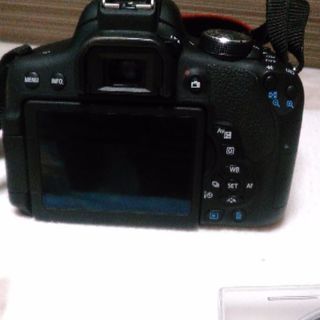 Canon EOS kiss X8i