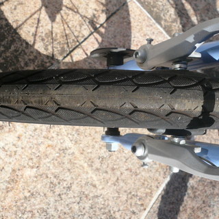 美品）ルノーＬＩＧＨＴ８ＡＬ－ＦＤＢ１４０ブルー　軽量アルミフレーム１４インチコンパクト折りたたみ自転車