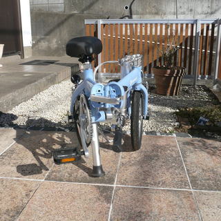 美品）ルノーＬＩＧＨＴ８ＡＬ－ＦＤＢ１４０ブルー　軽量アルミフレーム１４インチコンパクト折りたたみ自転車