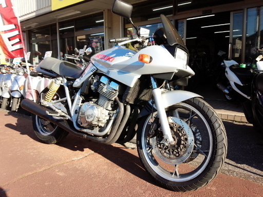 NO.1833 GSX400Sカタナ 水冷4サイクル4気筒エンジン ☆彡
