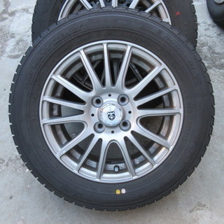スタッドレスタイヤ　175/65R14 アルミホイールＸ４本セット