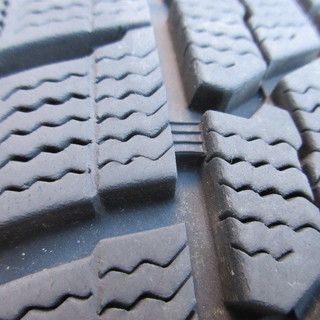 スタッドレスタイヤ　175/65R14 アルミホイールＸ４本セット