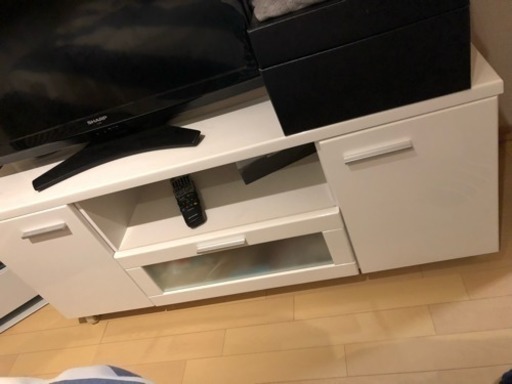 テレビボード