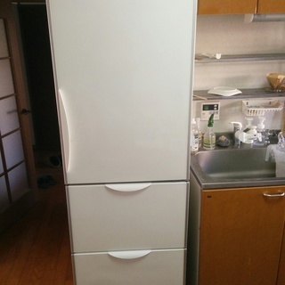 日立ノンフロン冷凍冷蔵庫 R-S37TV 365L 2004年製...