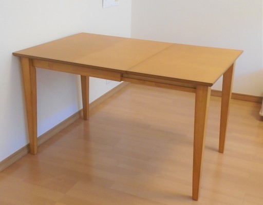 伸長式ダイニングテーブル120㎝（幅）×75cm（奥行き）×70㎝（高さ）終了 (もみじやま) 小幡のテーブル《ダイニングテーブル》の中古あげ
