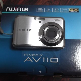 デジタルカメラ FINEPIX AV110