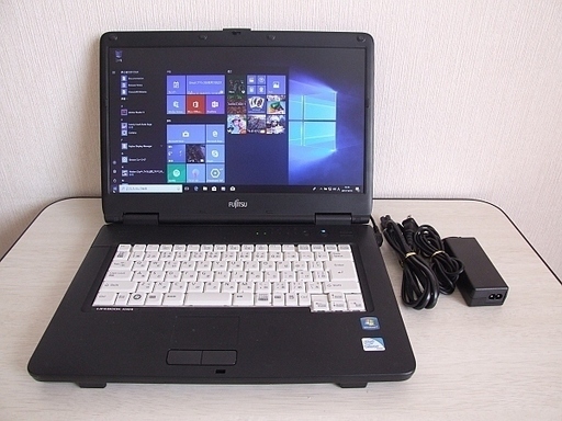 Fujitsu LIFEBOOK A540/B ノートパソコン