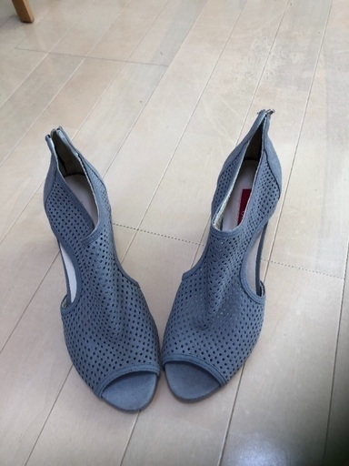 春から履けます。新品