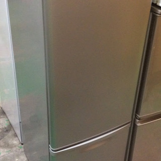 【送料無料・設置無料サービス有り】冷蔵庫 Panasonic NR-B176W-S 中古