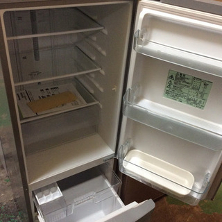 【送料無料・設置無料サービス有り】冷蔵庫 Panasonic NR-B176W-S 中古