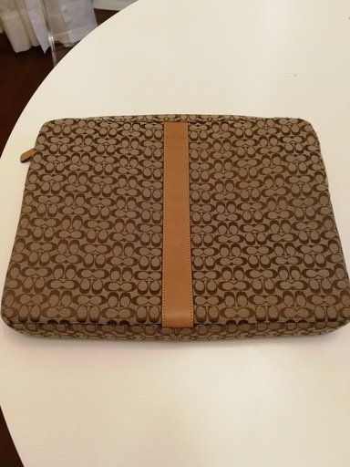 【未使用品】COACHのパソコンケースです♪