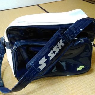 ｓｓｋ　エナメル　野球バック