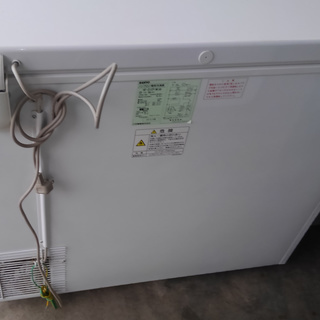 サンヨー　冷凍ストッカー