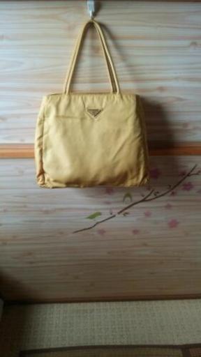 PRADA トートバッグ