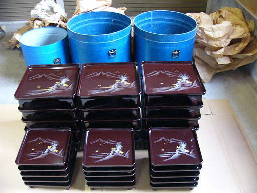 【中古・美品】■漆器■お膳15客セット■二の膳付き■専用缶入り■手渡し対応■