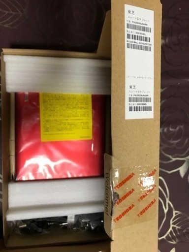 新品タブレット 赤