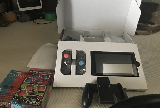 中古 任天堂　スイッチ 美品　モンスターハンターXXとおまけ付き