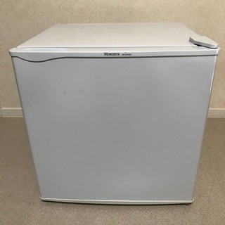 A01030 冷蔵庫　MR-D05BC ノンフロン電気冷蔵庫　小...