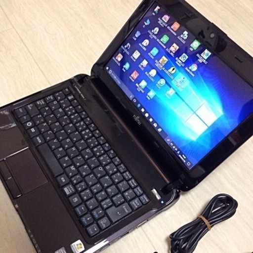 【富士通】モバイルノートパソコン