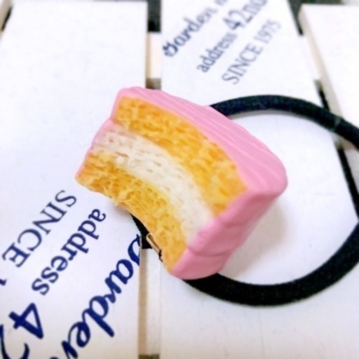 ストロベリーチョコパイ♡ヘアゴム