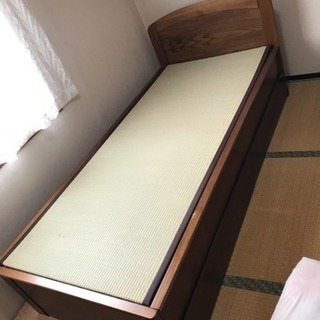 札幌市内送料・組立無料！大人気の畳タイプのシングルベッド  引き...