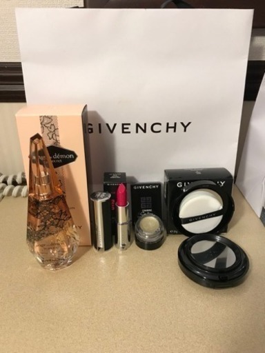 未開封 GIVENCHYジバンシィ福袋2018  6000円 総額25800円