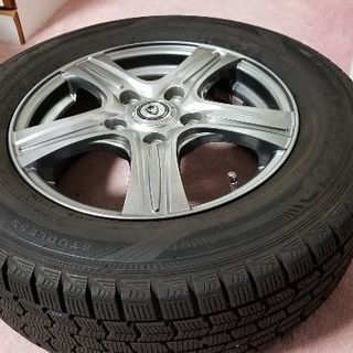 ダンロップスタッドレスタイヤ２０５ー６５R－１５インチ４本セット