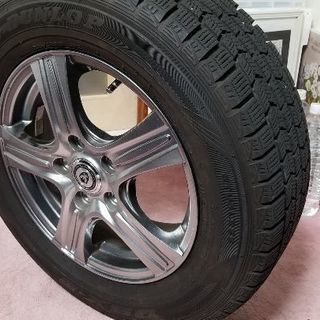 ダンロップスタッドレスタイヤ２０５ー６５R－１５インチ４本セット