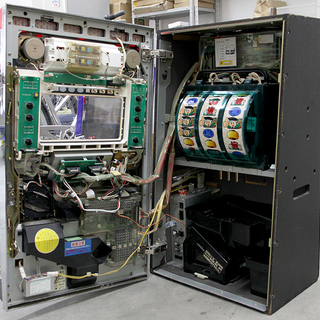 引き取り/自社配送限定 動作品 アルゼ/ARUZE ドンちゃん2 パチスロ実機 4号機 コイン不要機付 家庭用電源 スロット