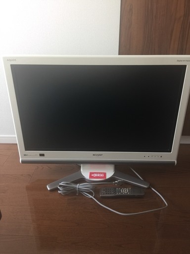 32インチ液晶テレビ LC-32D10 アクオス　ホワイト