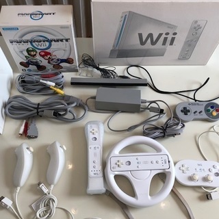 Wii + マリオカートハンドルセット
