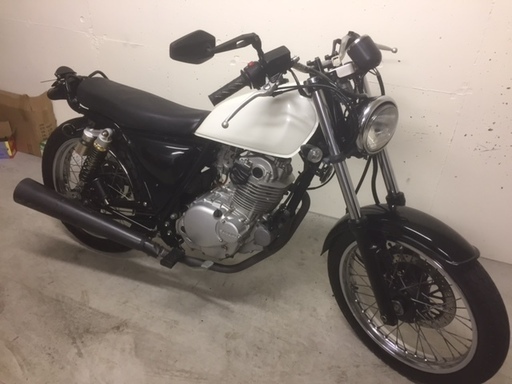 成約済 グラストラッカー250　実働車　Pホワイト　NJ4BA