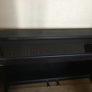 COLUMBIAの電子ピアノです。