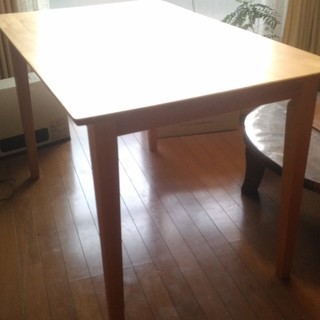 テーブル（木製　食卓　中古品　長方形）譲ります （～2/4）