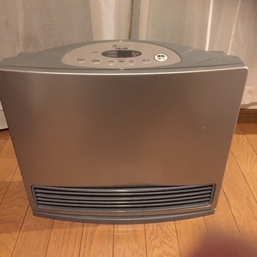 ガスファンヒーター13畳　ホース付き