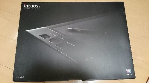 新品未開封WacomのペンタブLサイズ。Intuos4PTK-840/KO